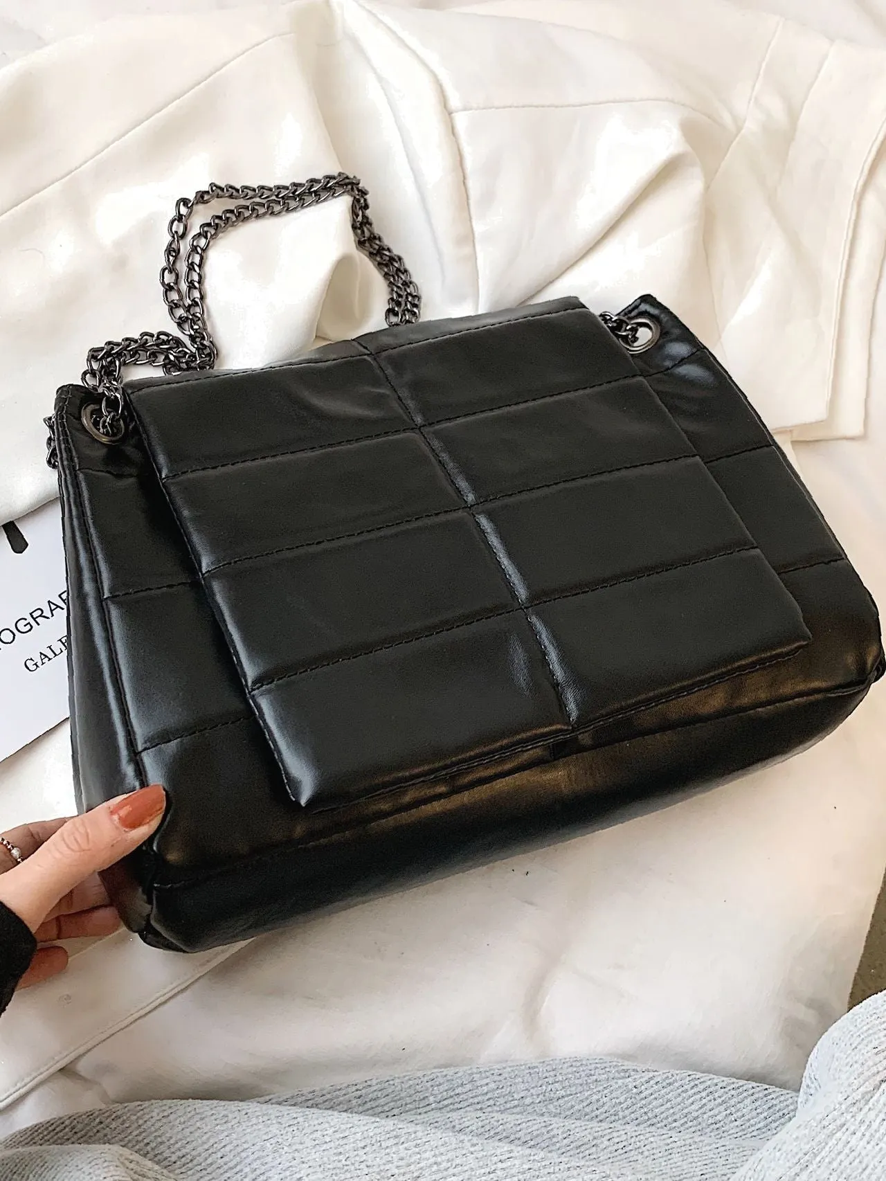 Maxct - Stitch Detail Chain Tote Bag  - Women Tote Bags