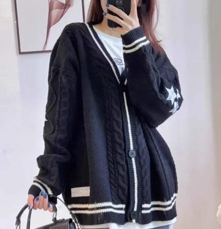 Maxct Oversize Star Embroidered Cable Knit Cardigan