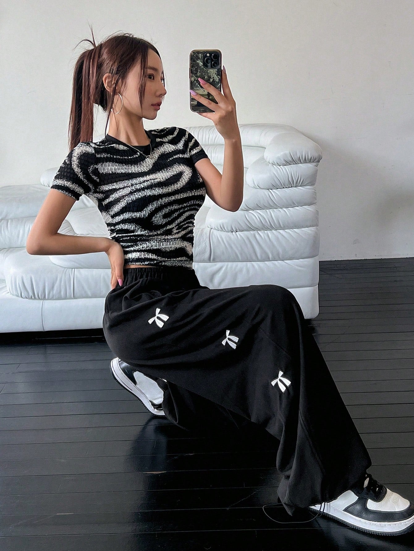 Maxct Women Wide Leg Embroidered Casual Sweatpants With Bowknot And Drawstring
