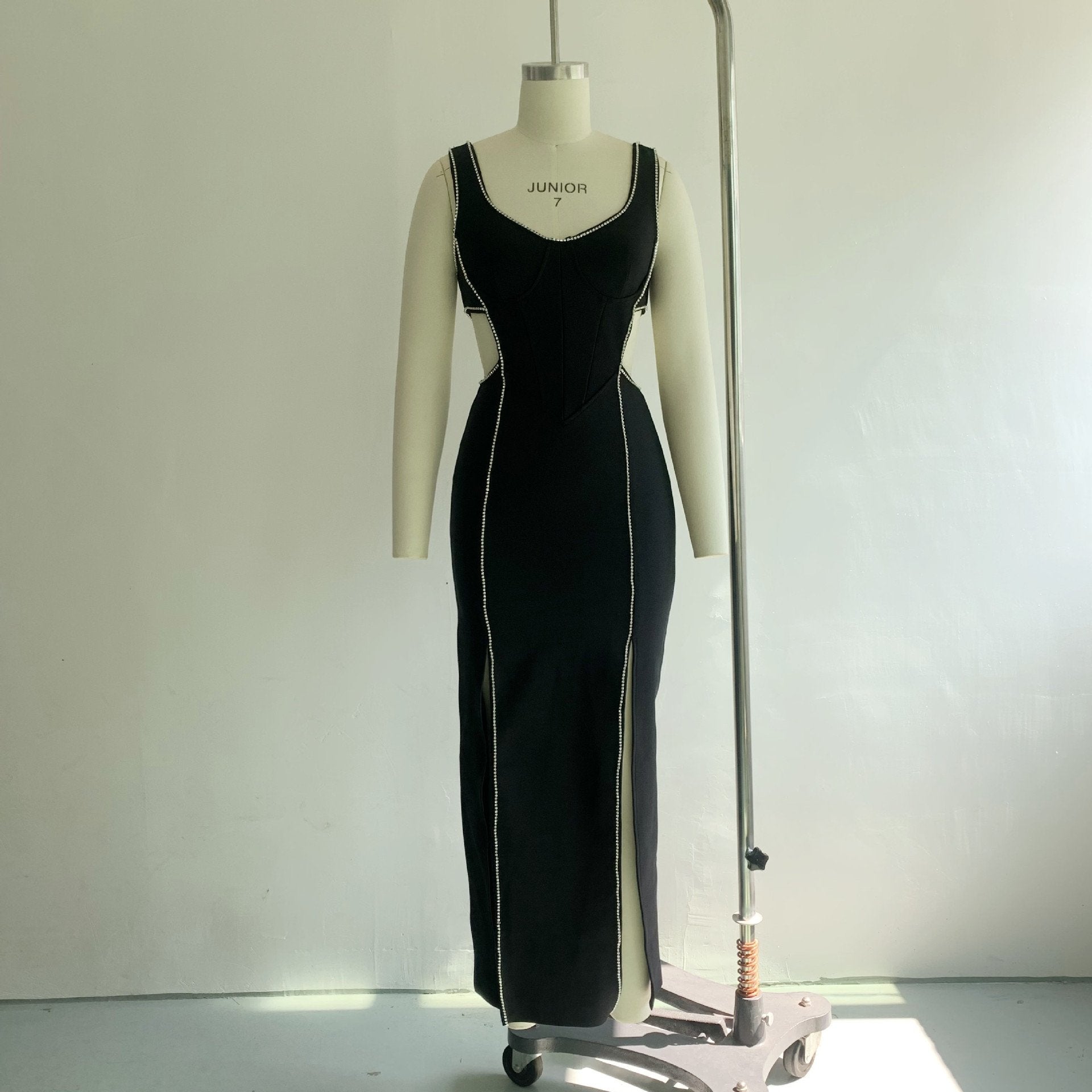 Maxct 2023 Super Hot Summer Women's Wear Black Rhinestone Hollow Strap Long Dress