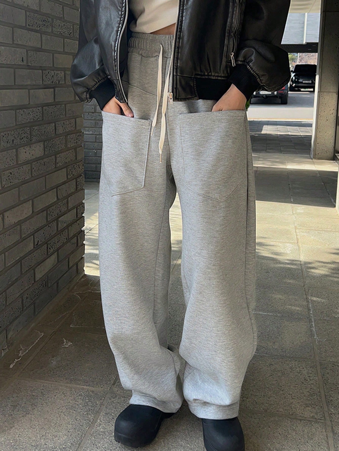 Maxct Women Solid Color Drawstring Elastic Waist Pocket Wide Leg Cropped Pants