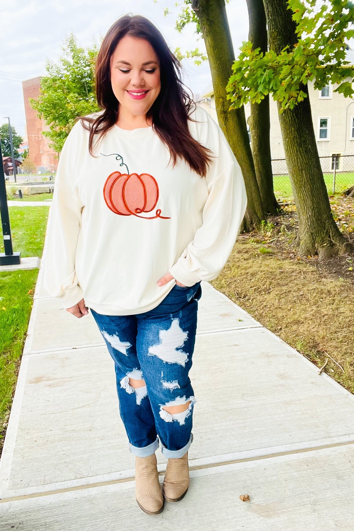 Maxct &Halloween Lovely Ivory Embroidered Pumpkin Knit Sweater