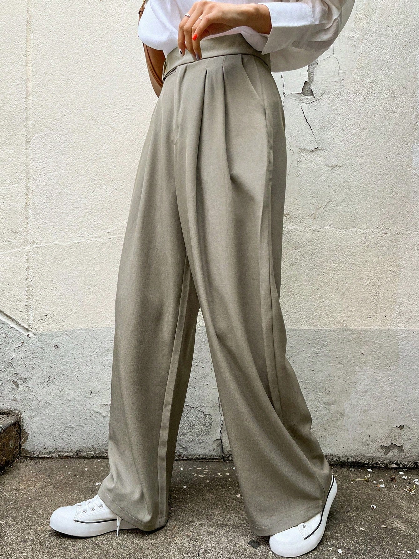 Maxct Women Solid Color Pleated Loose Wide-Leg Suit Pants