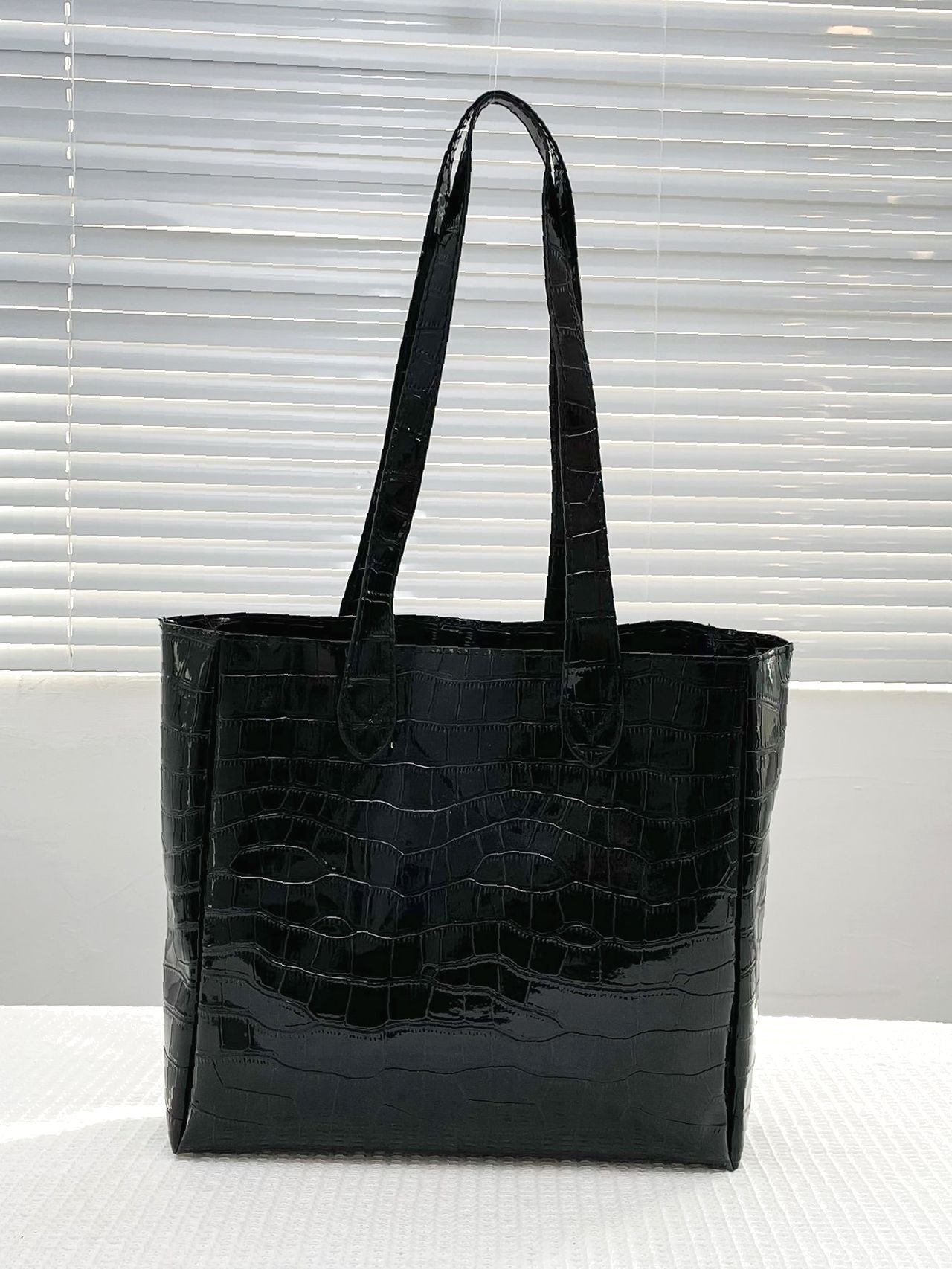 Maxct - Crocodile Embossed Pattern Shoulder Tote Bag  - Women Tote Bags