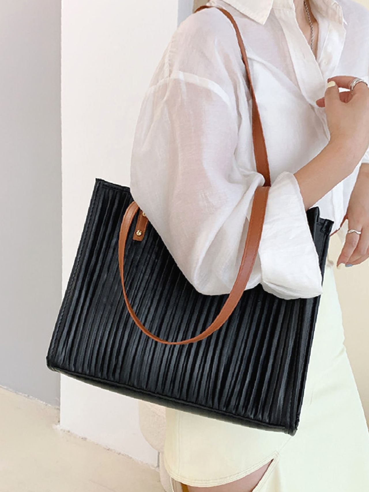 Maxct - Vertical Striped Shoulder Tote Bag  - Women Tote Bags