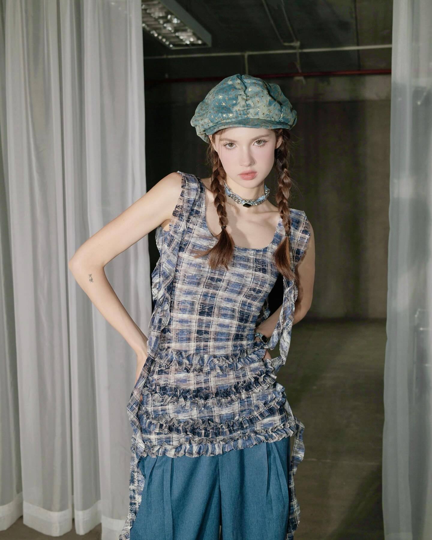 Pleated Plaid Miniskirt Sleeveless Dress Maxct