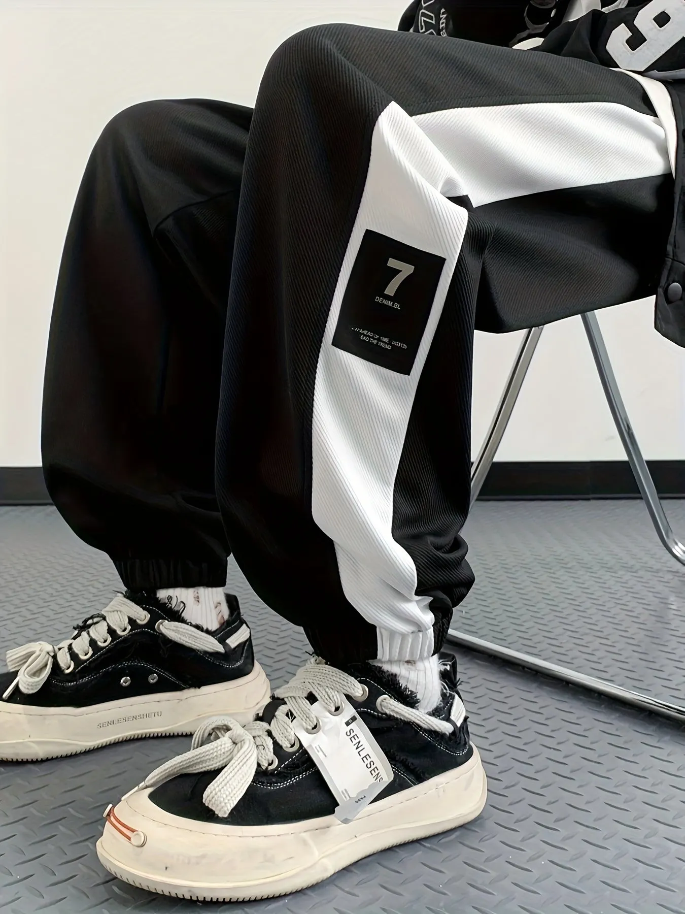 Maxct  Chic Color Block Joggers, Men's Casual Stretch Waist Drawstring Sports Pants Sweatpants