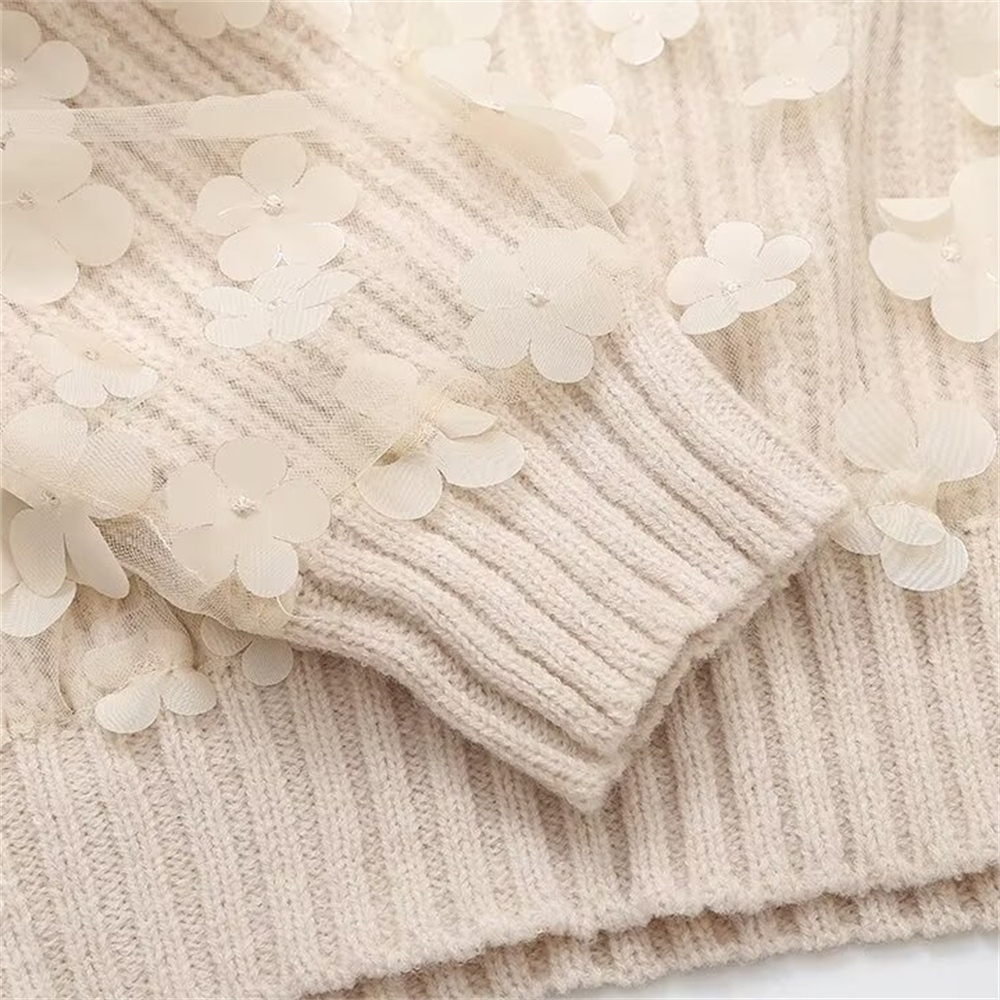 Maxct Autumn New Women's Fashion Loose Flower Decoration Splicing Long Sleeve Round Neck Knitted Shirt