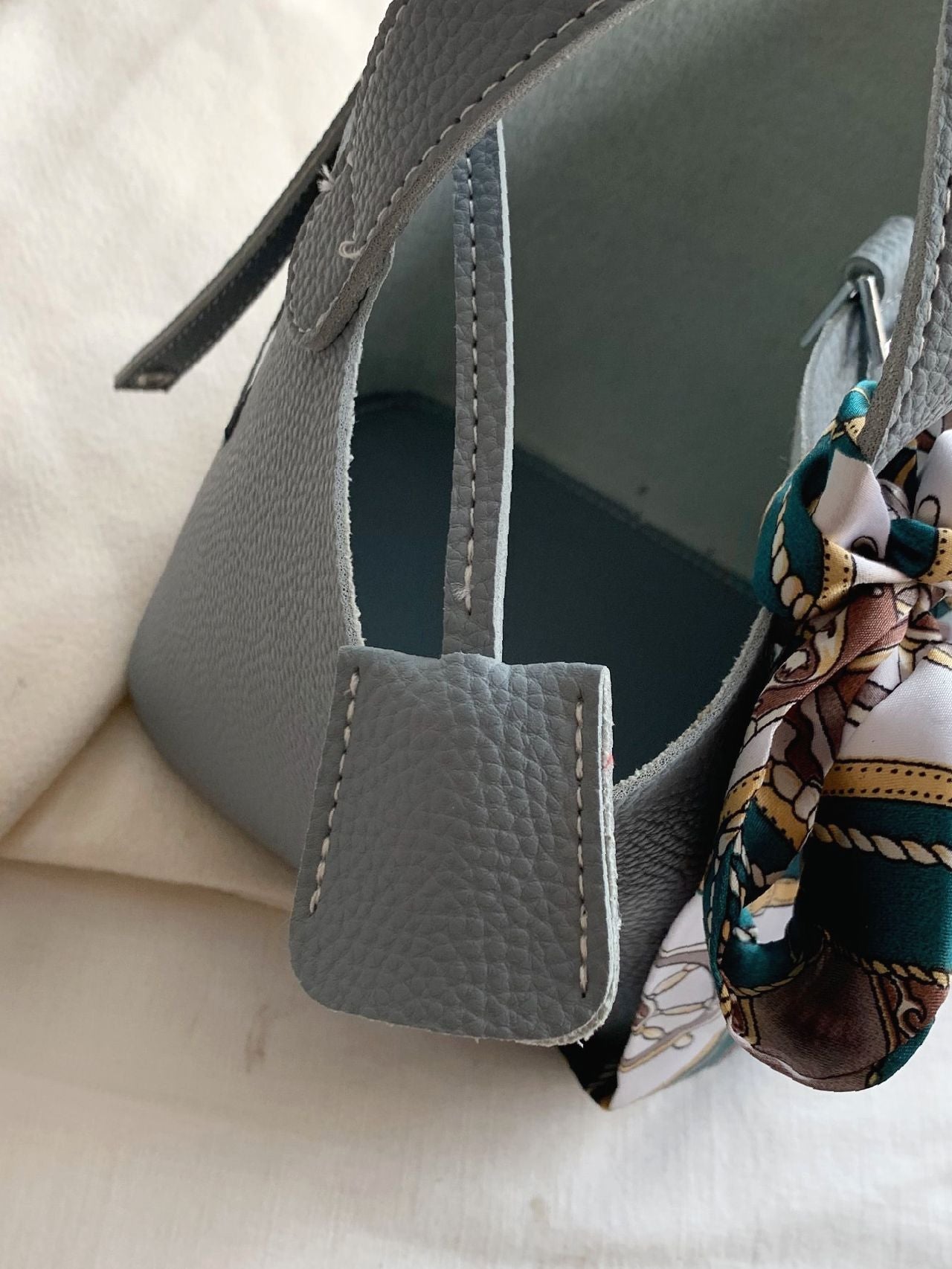 Maxct - Twilly Scarf Decor Bucket Bag with Inner Pouch  - Women Tote Bags