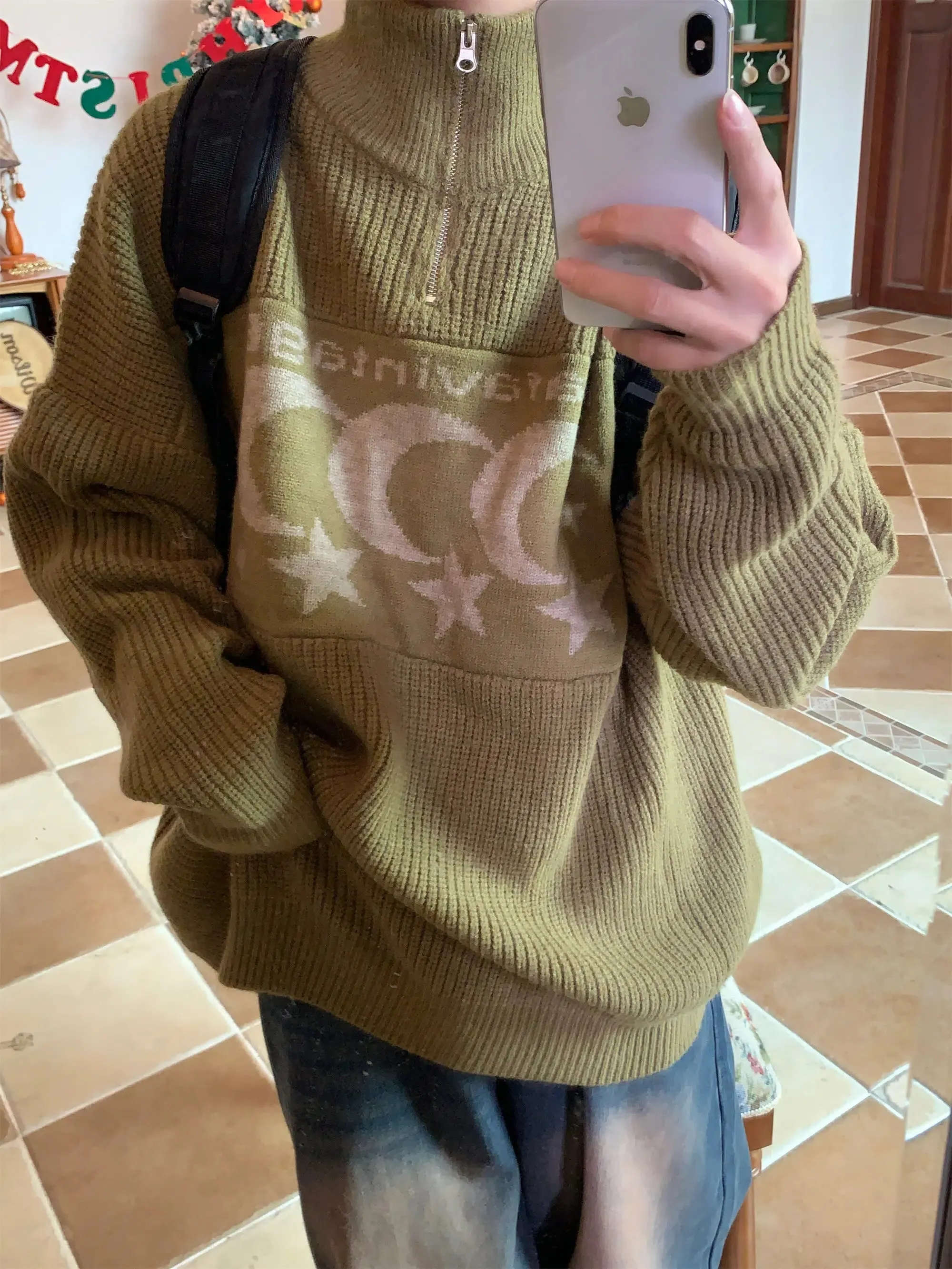 Maxct Five-pointed Star Stand Collar Sweater