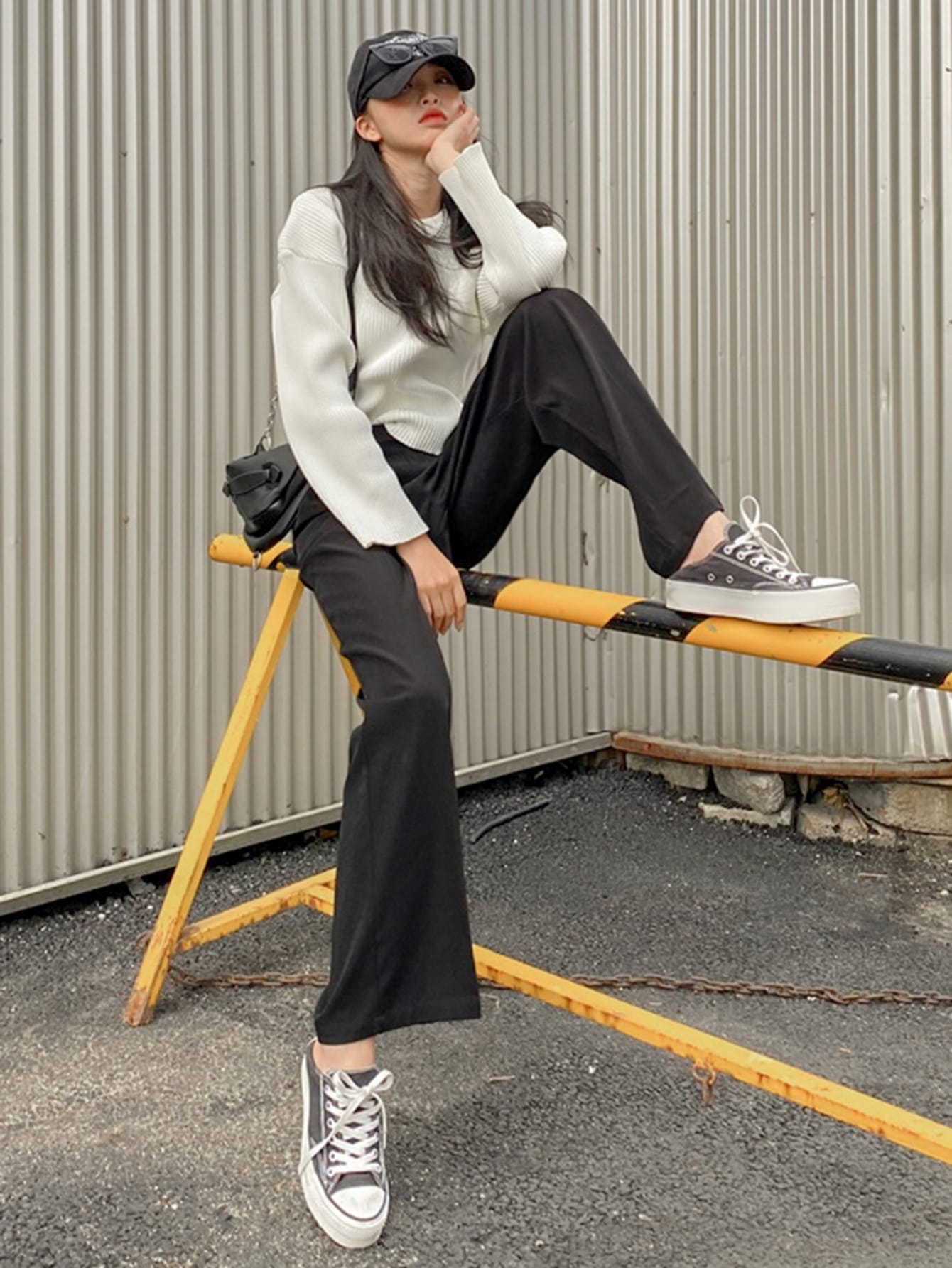 Maxct Solid Plicated Tailored Pants