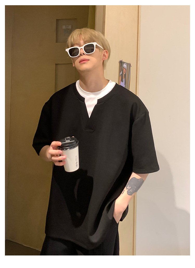 Maxct 90s Streetwear Niche Design Sense Fake Two-piece V-neck Short-sleeved T-shirt Men's Summer New Loose Korean-style Simple All-match Half-sleeved Top