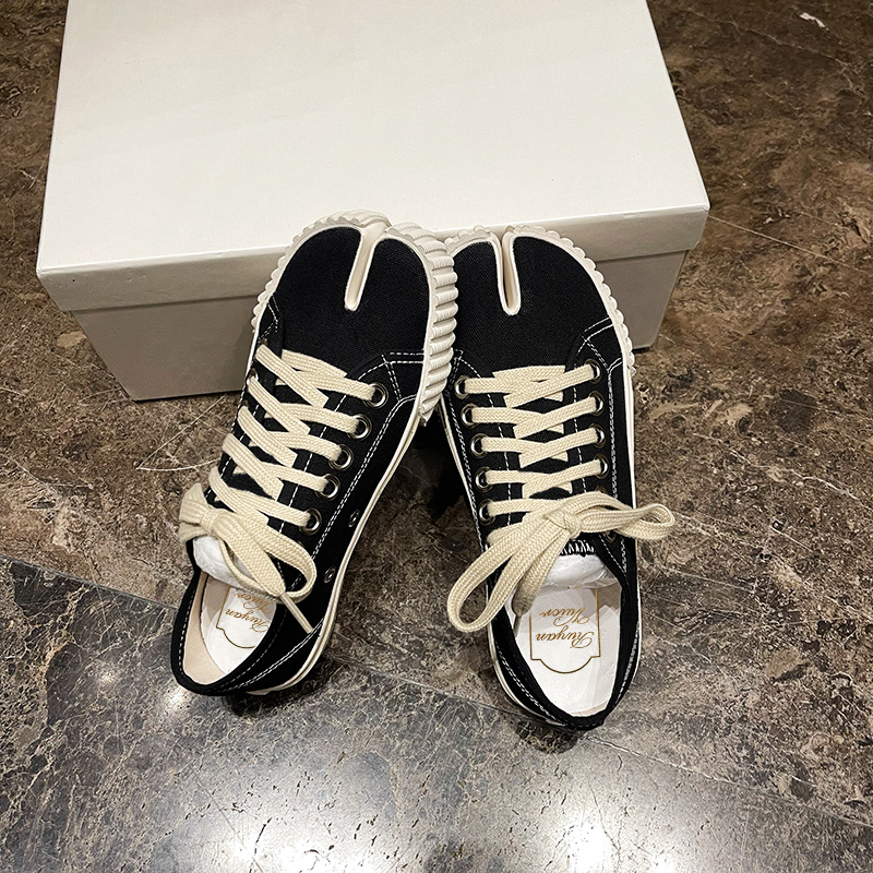 Tabi Sneakers Split Toe Mary Janes Canvas Women's