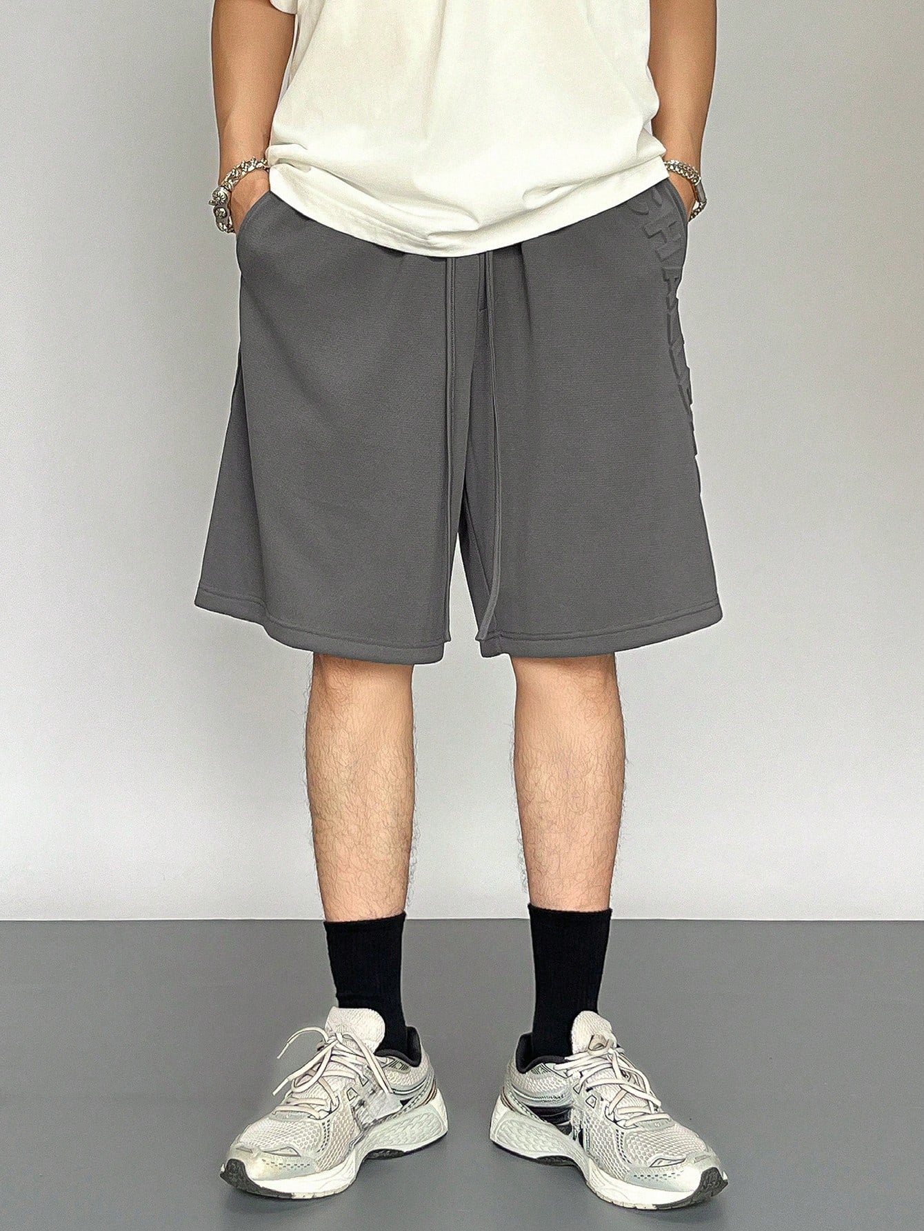 Maxct Men Summer Solid Color Drawstring Shorts With Letter Print
