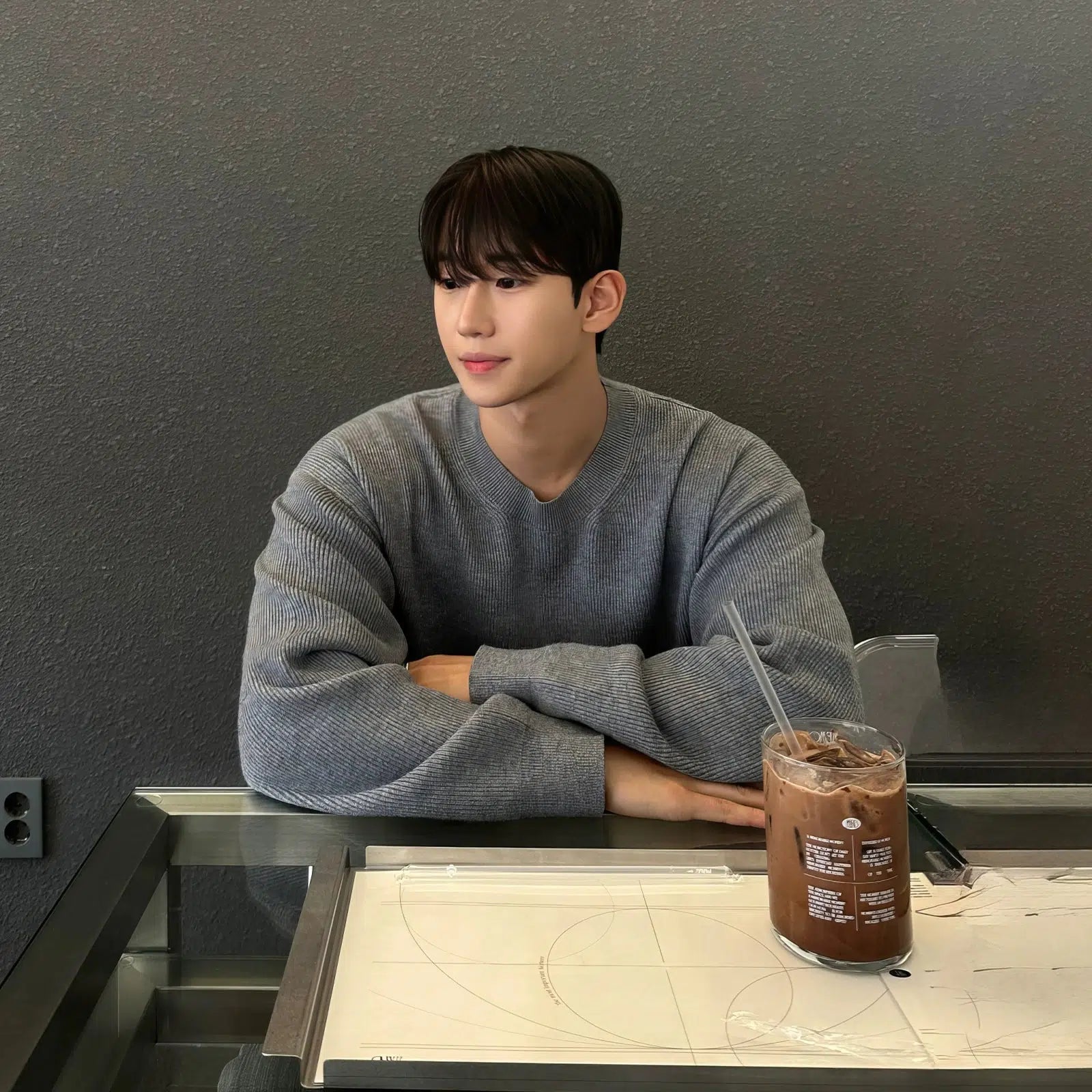Maxct Pleated Crew Neck Bottoming Sweater