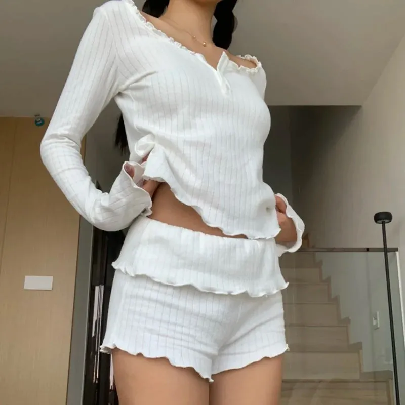 Maxct 90s Vintage 2 Piece Set Women Sleepwear Fairy Cottage Loungewear Sweet Girl Long Sleeve Crop Top T-shirt + Shorts Y2K Outfits