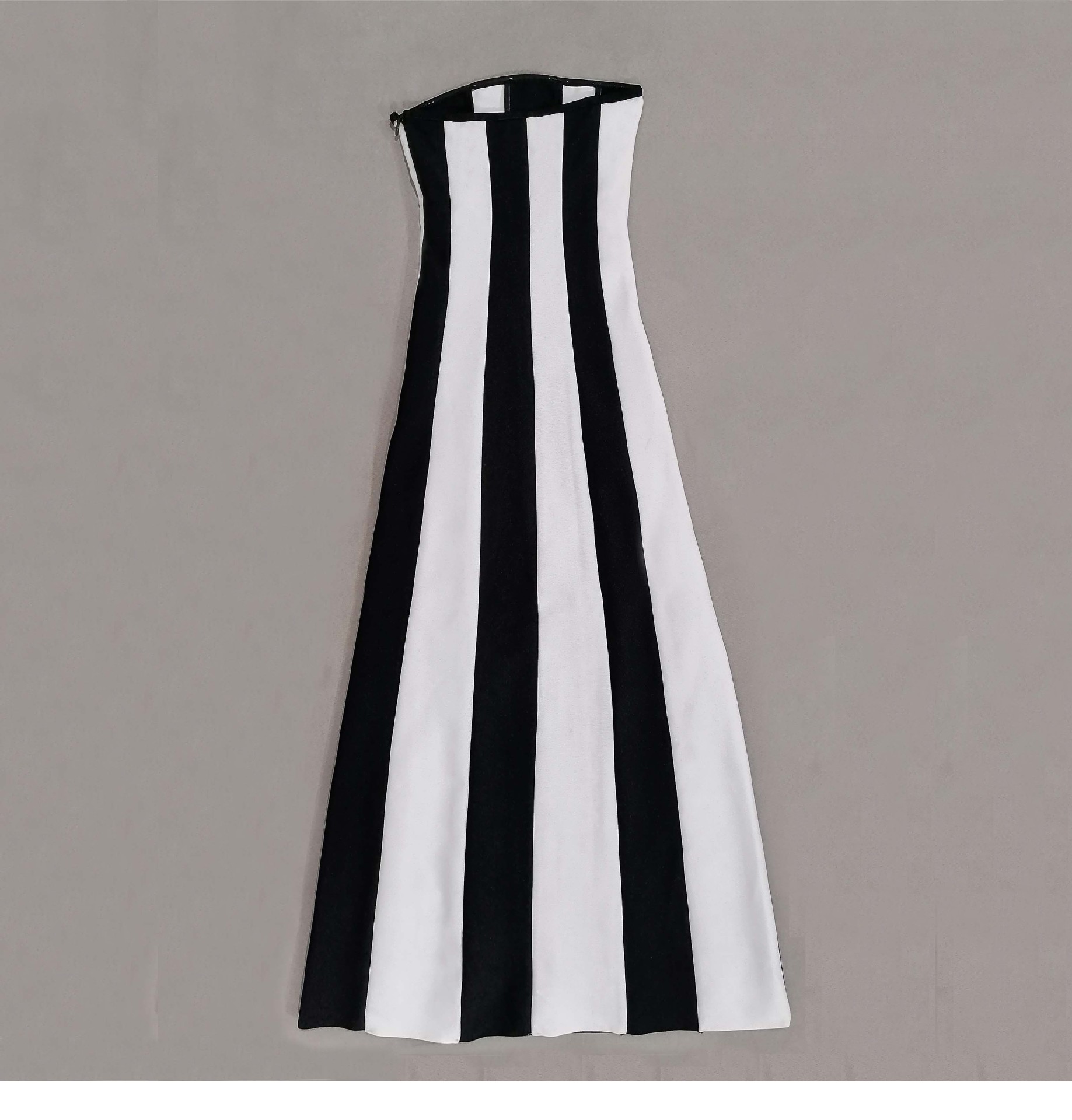 Strapless Bandage Dress Women's Hepburn Chest Wrap Skirt Black And White Striped High-end Banquet Dress Daily Wear