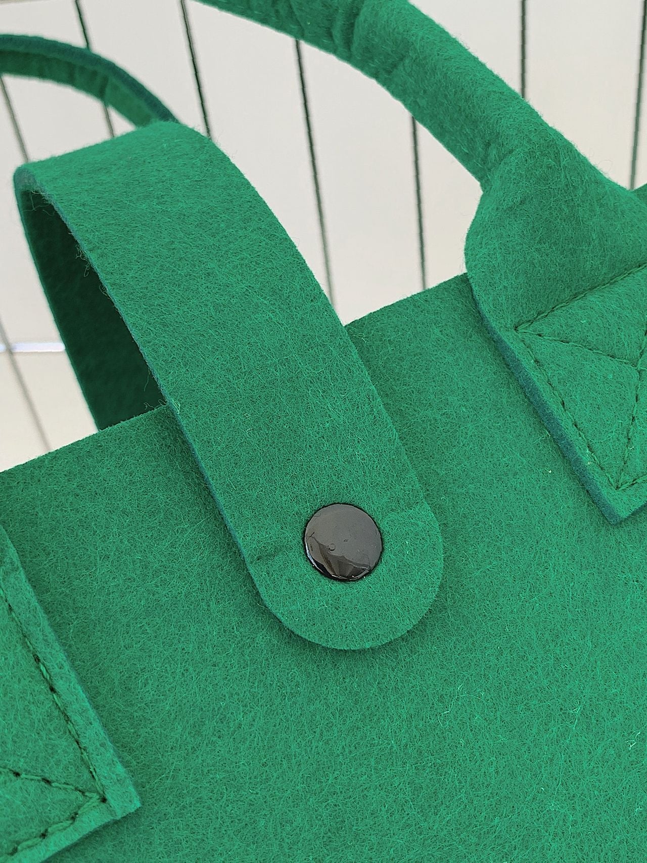 Maxct - Minimalist Letter Graphic Top Handle Bag  - Women Tote Bags