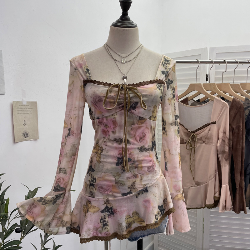 Maxct Spring and Summer New French Square Collar Lace-up Blooming Flared Long-Sleeved Top Lace Edge Design T-shirt 9980