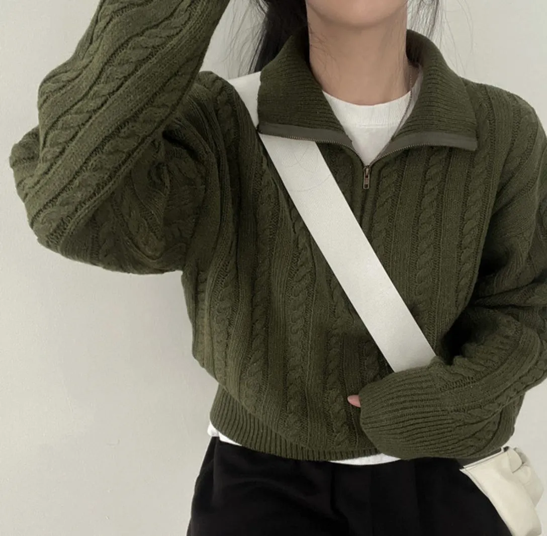 Maxct Vintage Lapel Neck Cable Knit Sweater