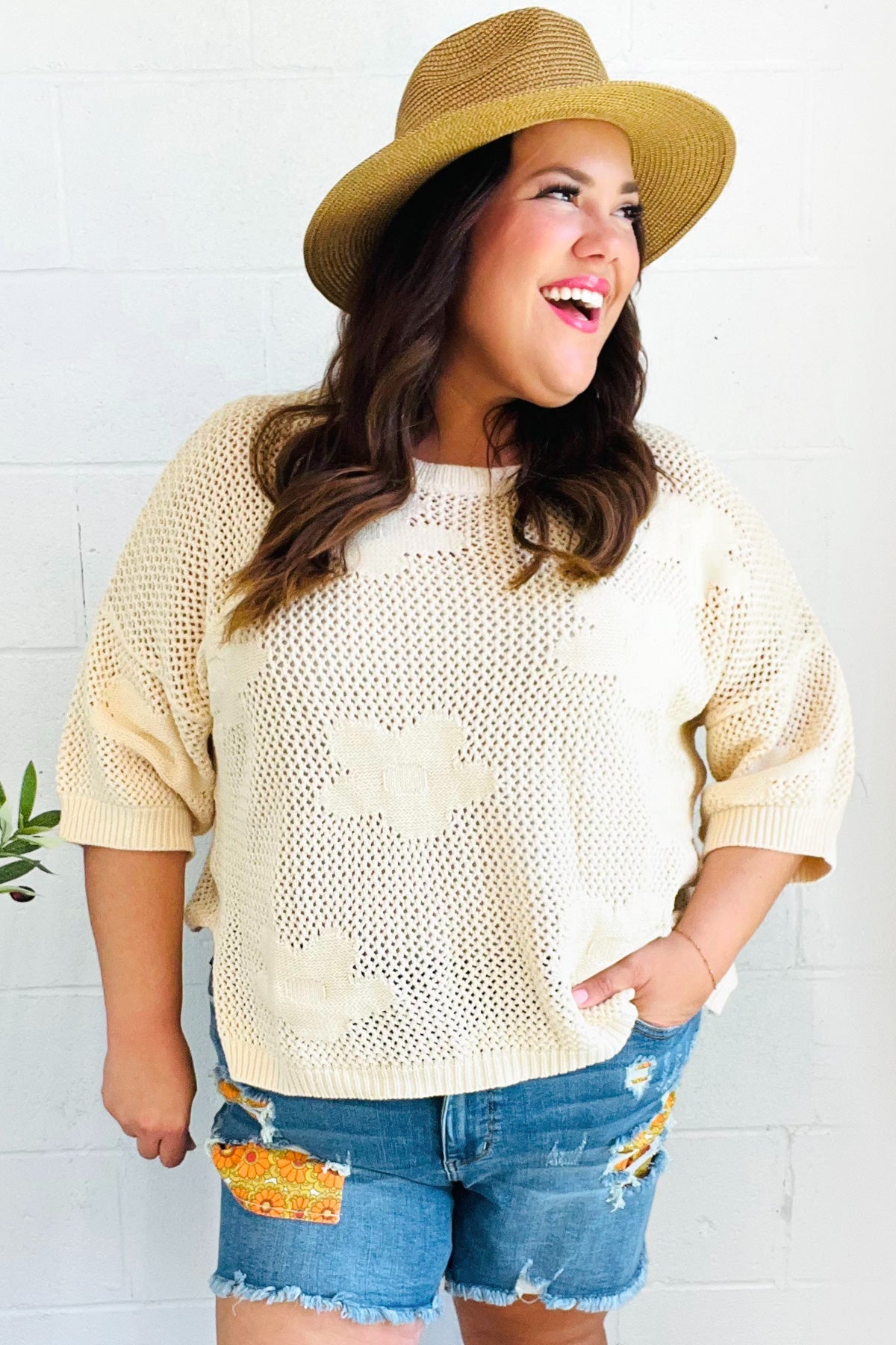 Maxct &Feel Charming Oatmeal Floral Netted Crochet 3/4 Sleeve Sweater Top