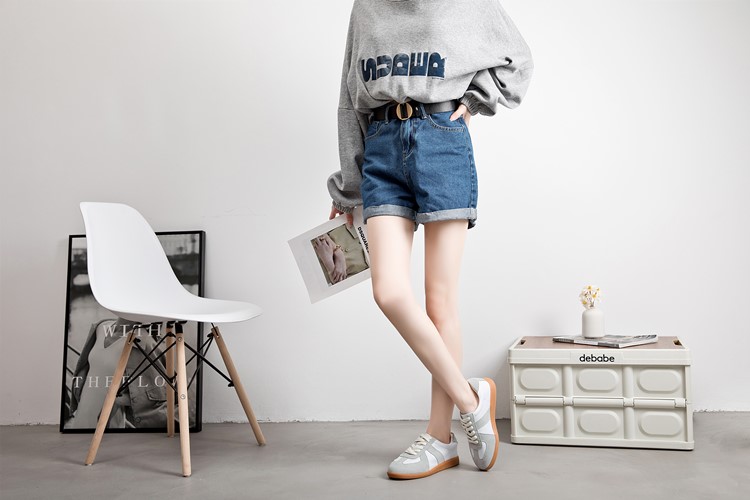 Women's Leather Flat Sneakers - true deals club