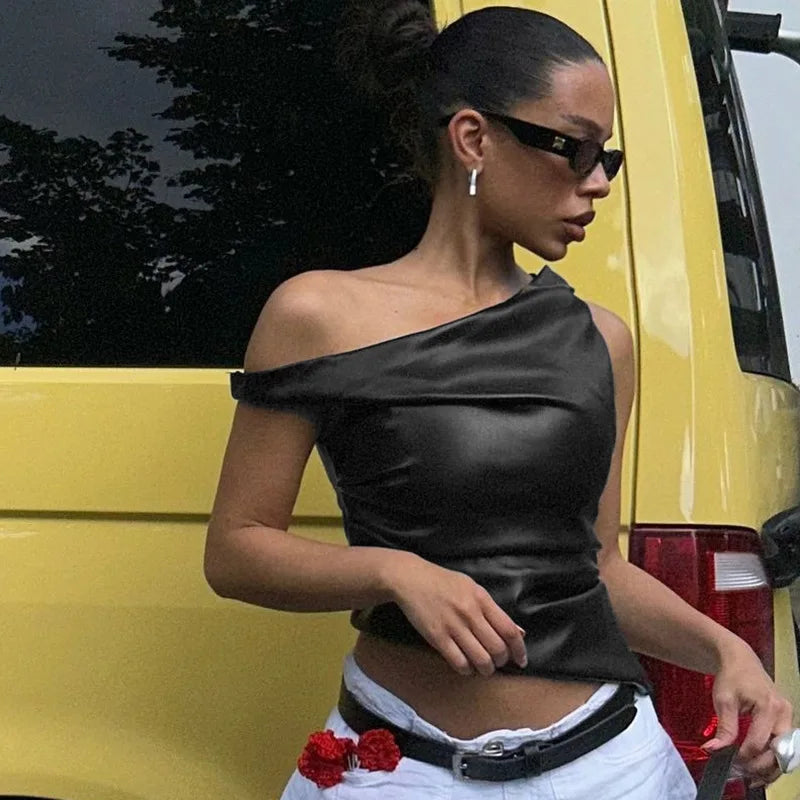Maxct Skew Collar Short Leather Top For Women Sleeveless Pleated Slim Pullovers Fashion Irregular High Street T shirt Hot Girl