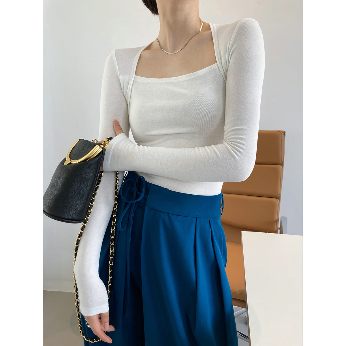 Maxct 2000s fashion Luxi French Style Long Sleeve Square Collar T-shirt Women's Slim Fit Slimming Fake Two-Piece Top Autumn Thin Bottoming Shirt 283
