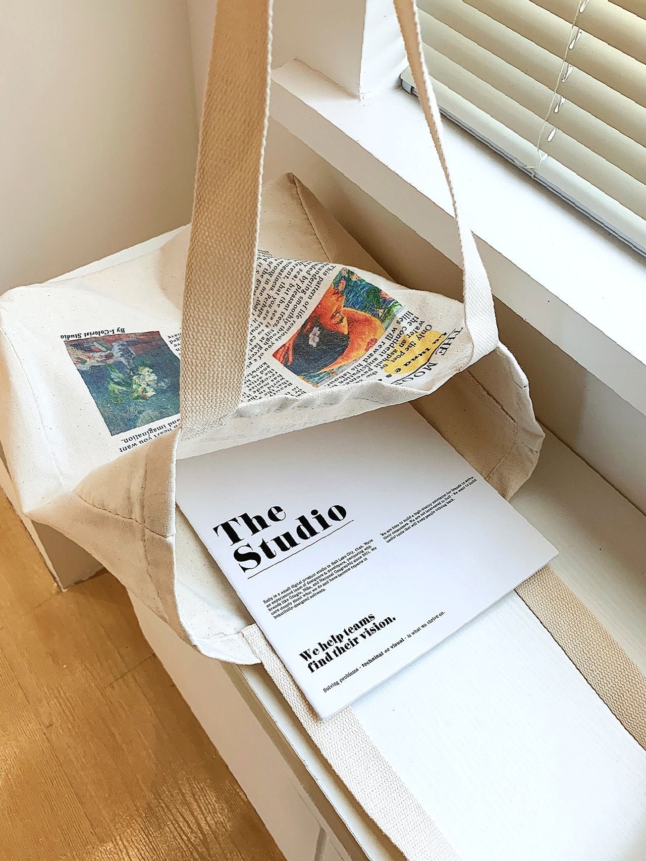 Maxct - Newspaper Pattern Tote bag  - Women Tote Bags