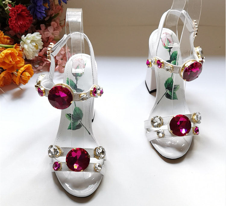 White Fish Mouth Gemstone Thick Heel Sandals Maxct