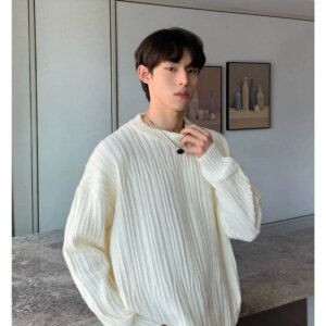 Maxct Vertical Textured Round Neck Sweater
