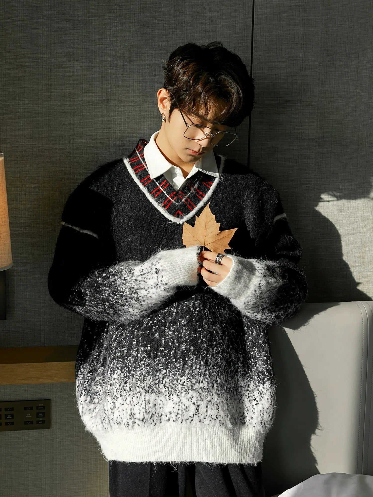 Maxct Gradient V-neck Sweater
