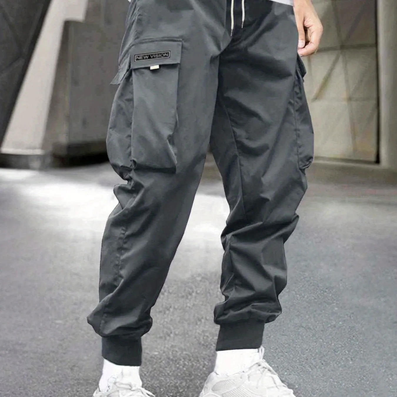 Maxct Men's Stylish Letter Graphic Cargo Pants with Flap Pockets - Drawstring Waist for Comfort