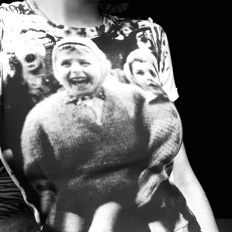 Maxct 90s Vintage Portrait Graphic Print T-shirt Harajuku Crop Top Y2K Aesthetic Summer Slim Fit Tees Tops Women Streetwear Gothic