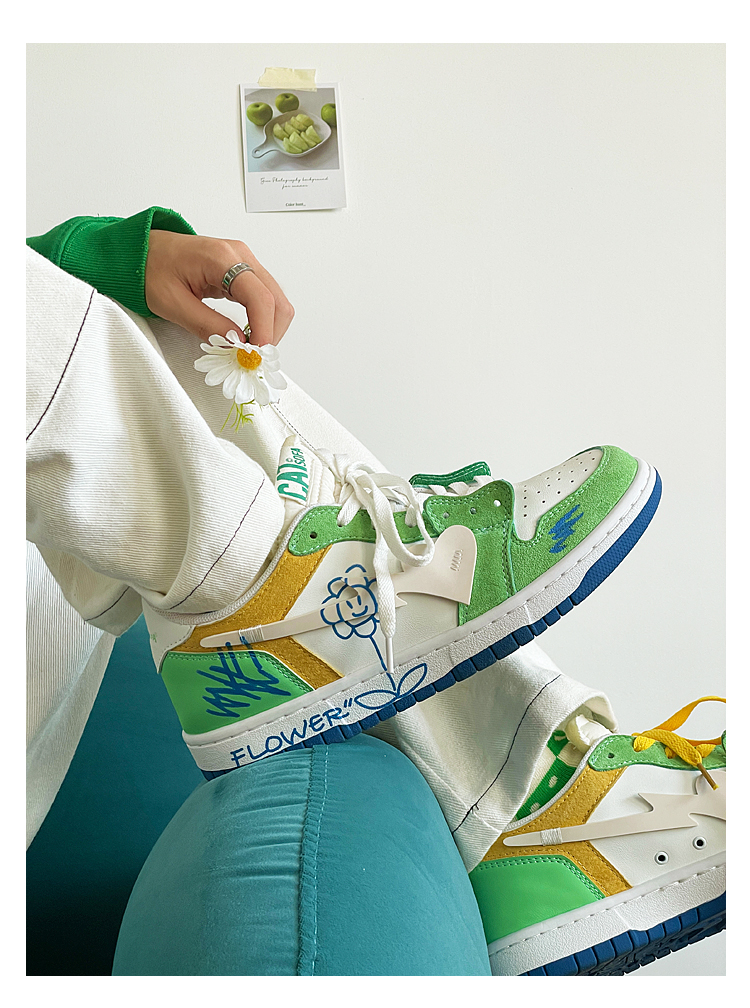 Low-top Graffiti Skateboard Shoes - true deals club