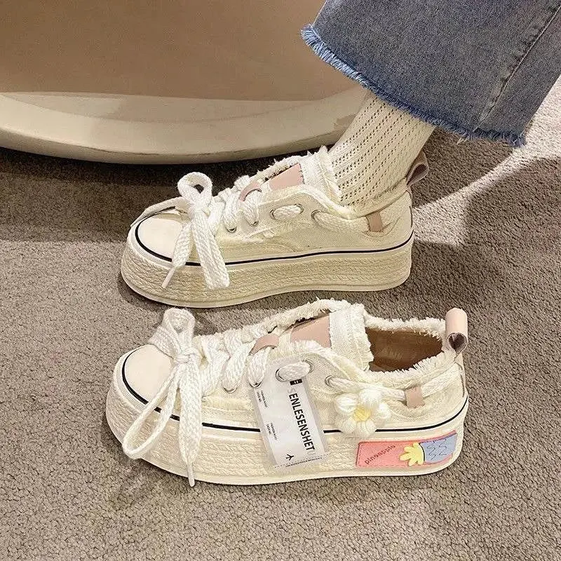 Lace-Up Women's Platform Sneakers Flower Design for Teens Maxct
