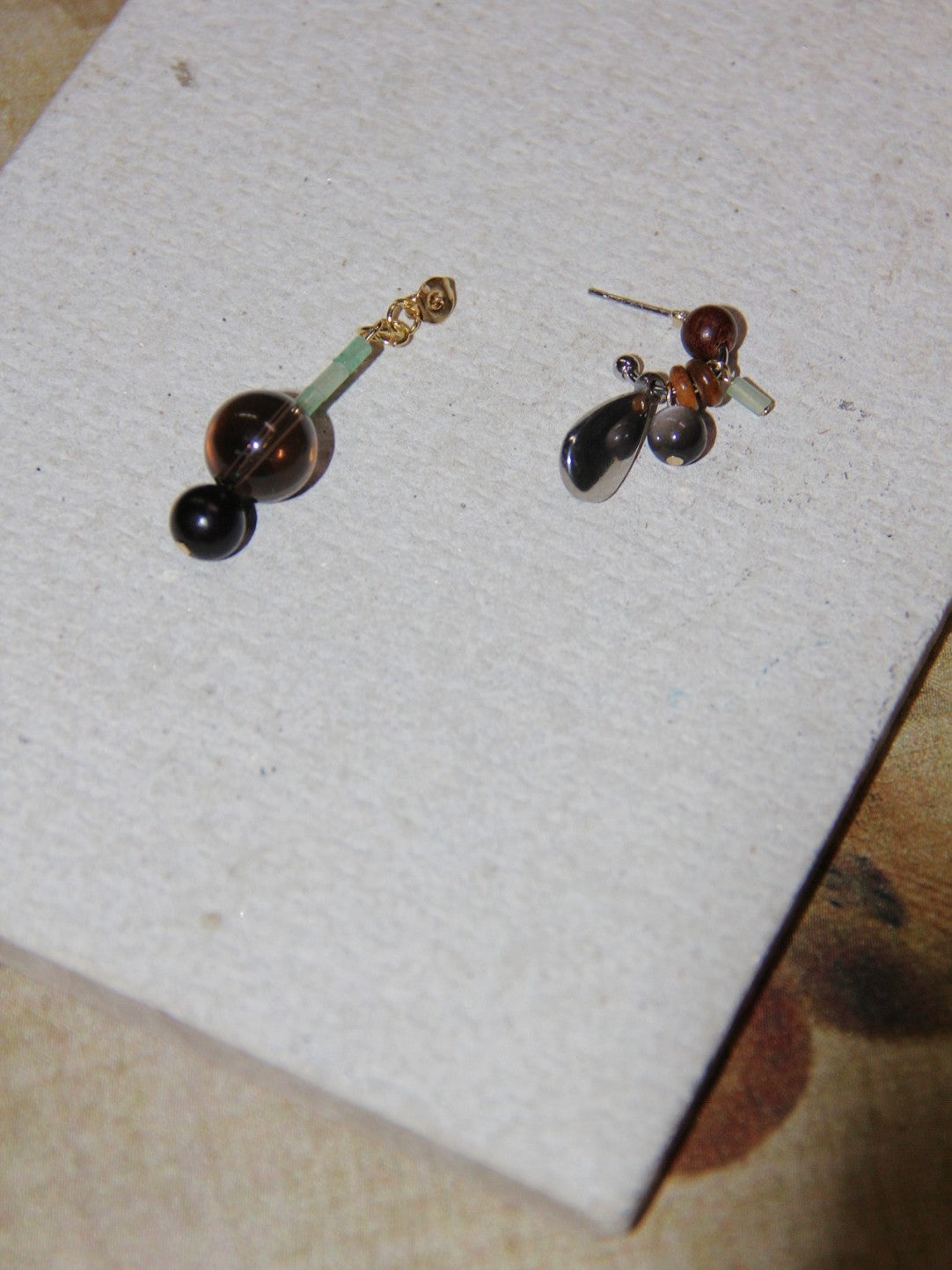 「Chinoiserie」Sandalwood Beaded Brown Drop Earrings