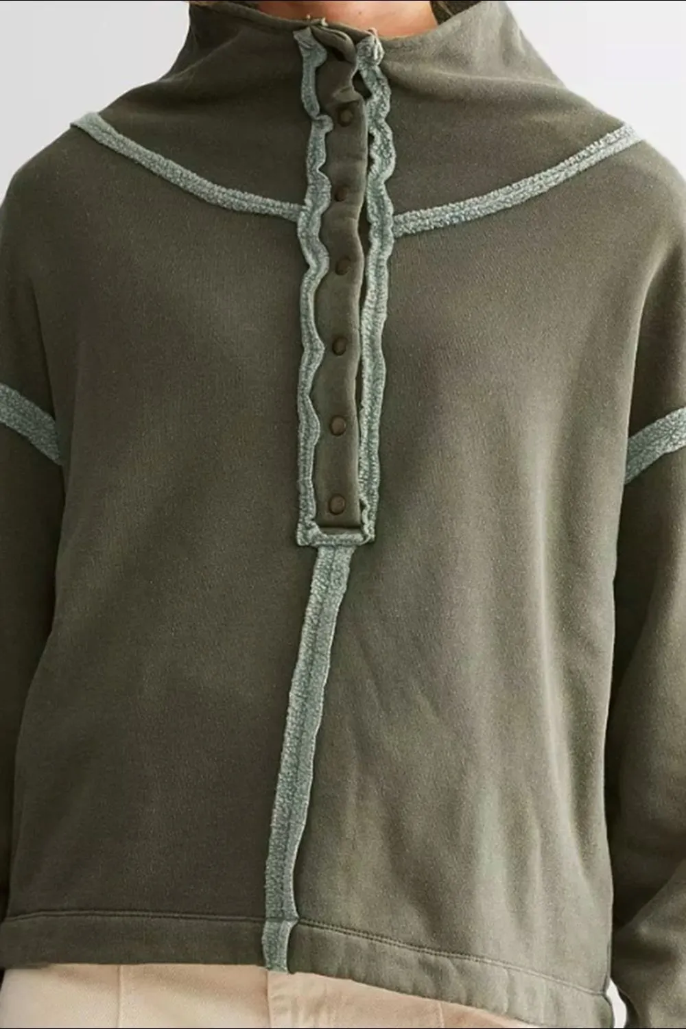 Maxct &Exposed Seam Half Snap Long Sleeve Sweatshirt