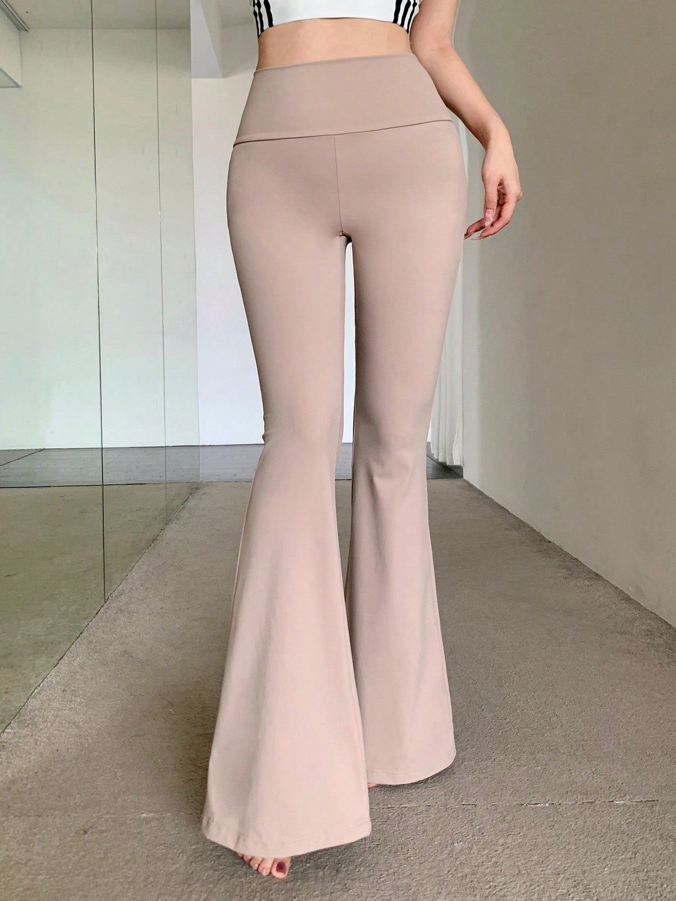 Maxct Women's Solid Color Back Cross Casual Flared Pants