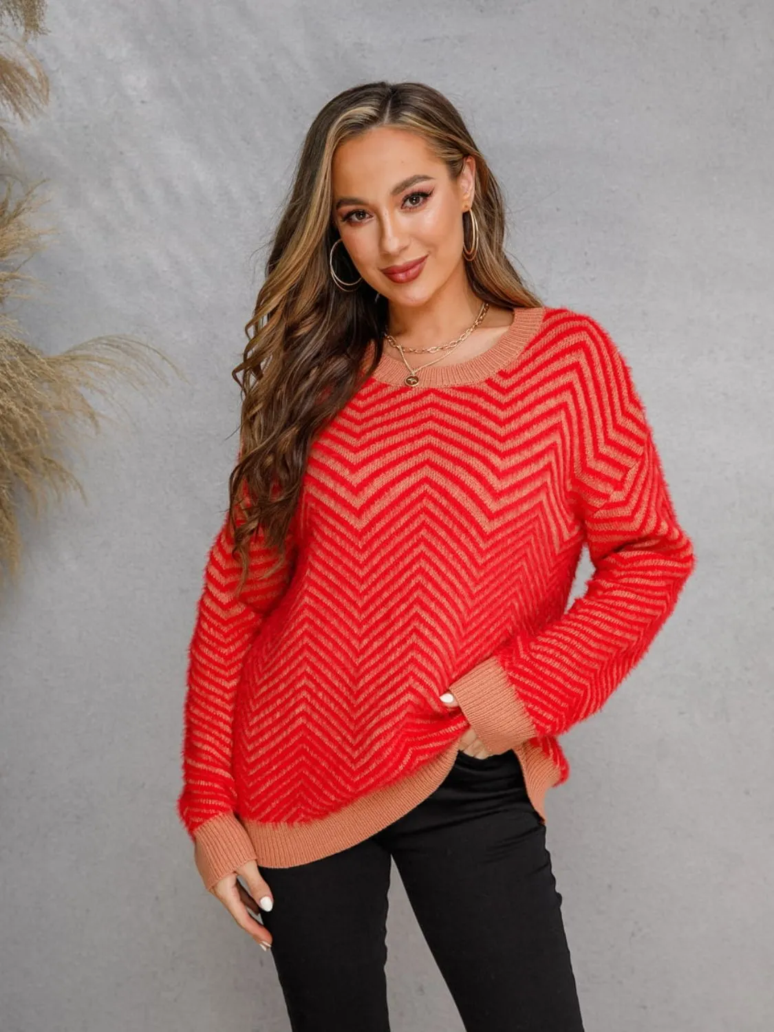 Maxct &Round Neck Long Sleeve Sweater