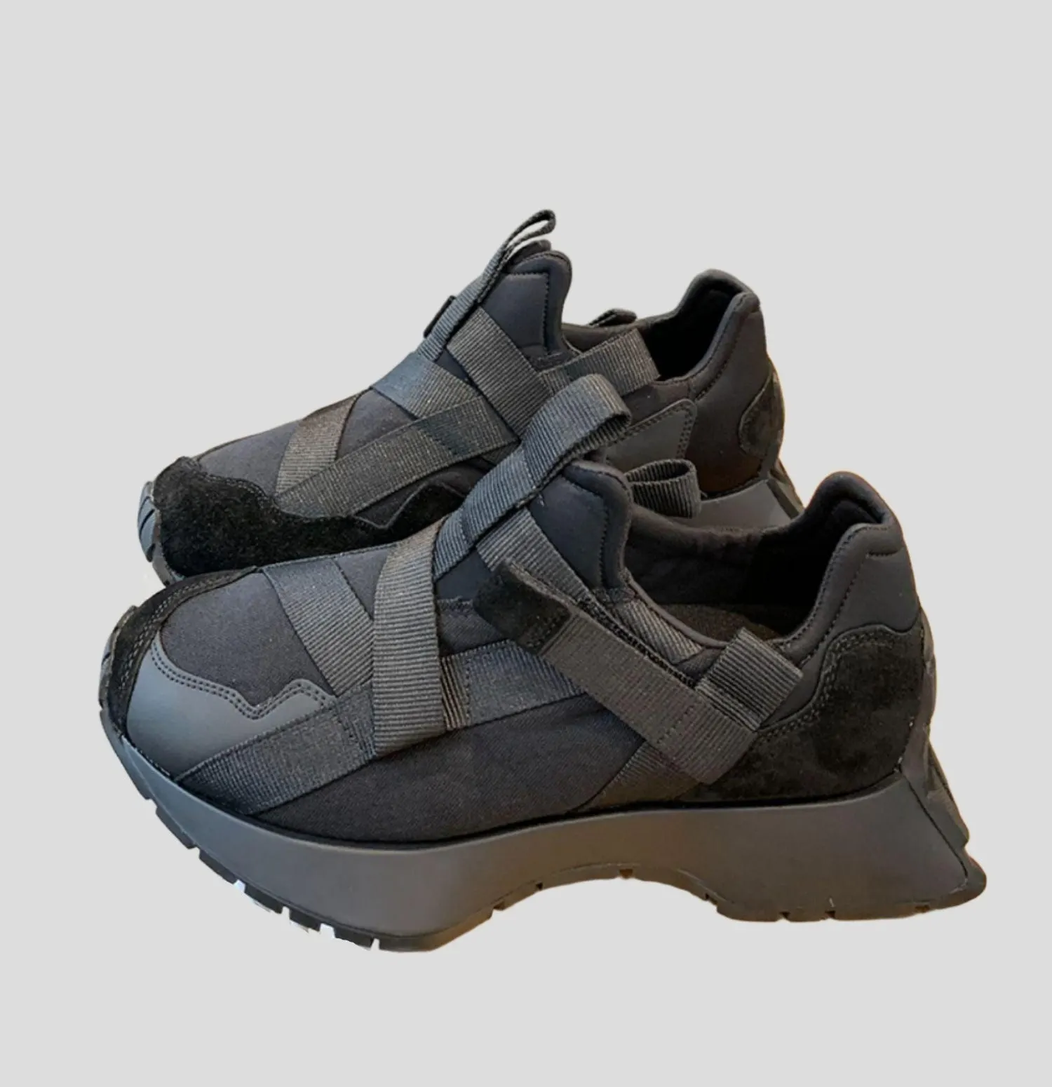 Black Chunky Sneakers for Women Maxct