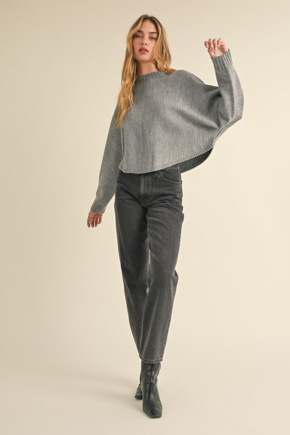 Maxct &Mable Round Neck Dolman Sleeve Cropped Sweater
