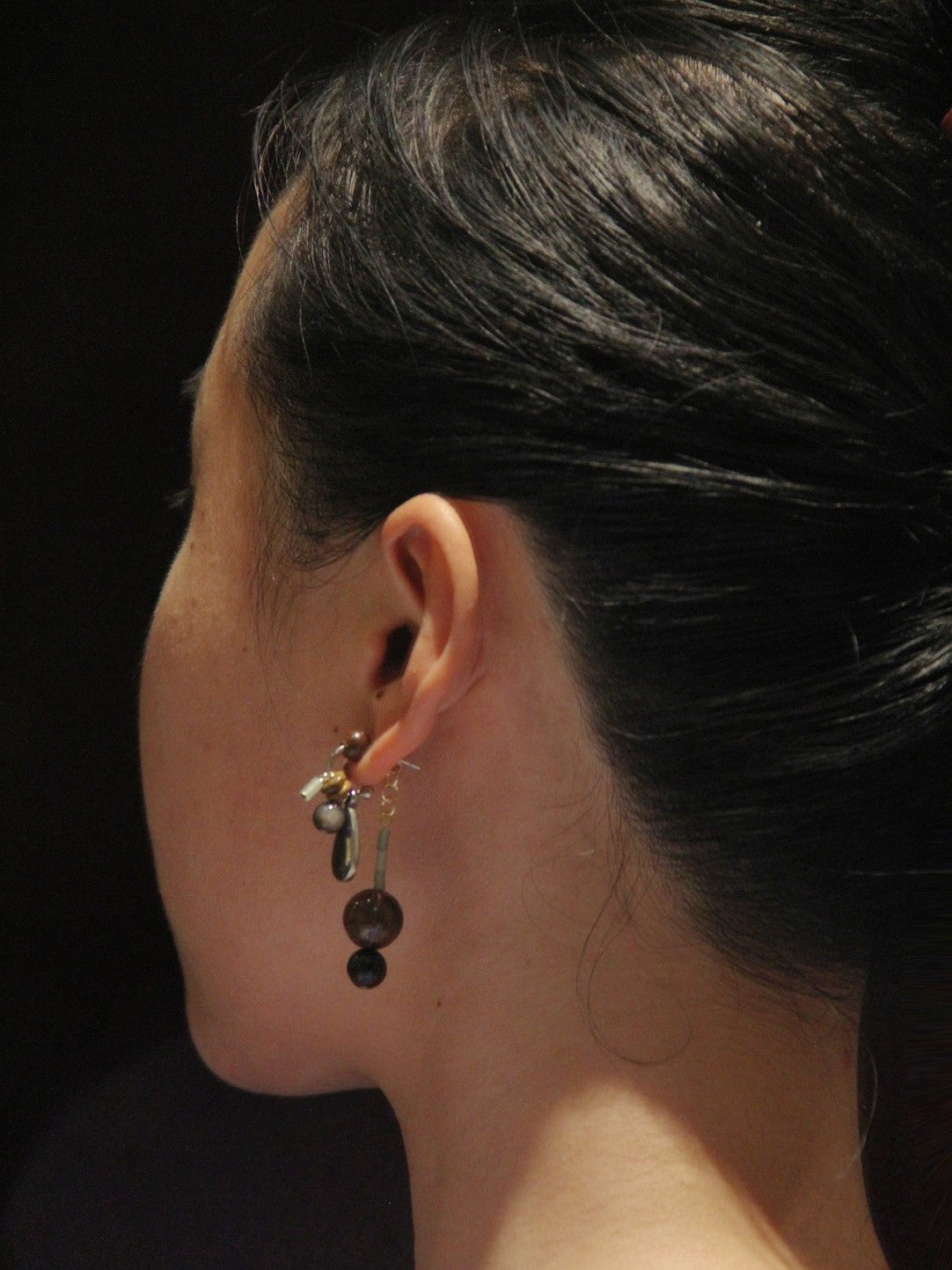 「Chinoiserie」Sandalwood Beaded Brown Drop Earrings