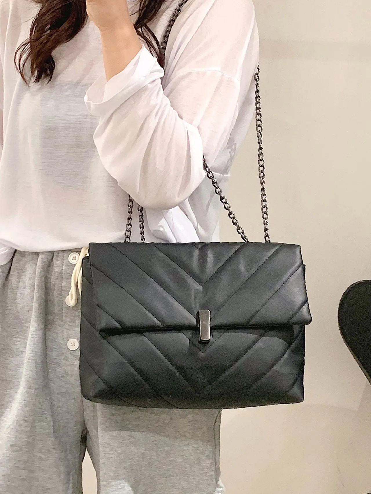 Maxct - Chevron Chain Tote Bag  - Women Tote Bags