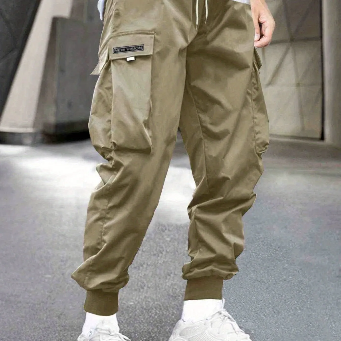 Maxct Men's Stylish Letter Graphic Cargo Pants with Flap Pockets - Drawstring Waist for Comfort