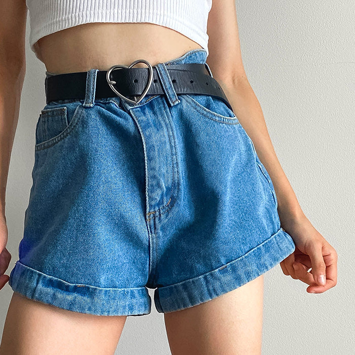 Koi Fish Embroidered Shorts Maxct