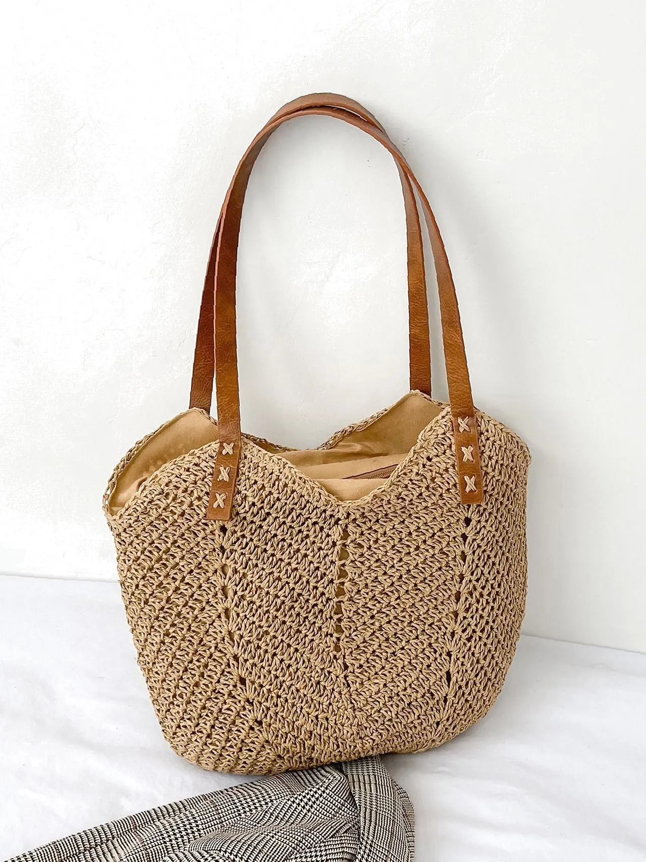 Maxct - Hollow Out Straw Bag  - Women Tote Bags