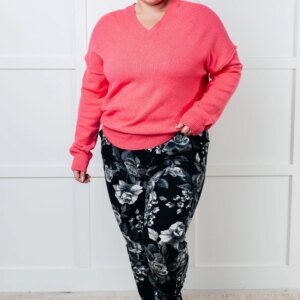Maxct &Very Understandable V-Neck Sweater in Pink