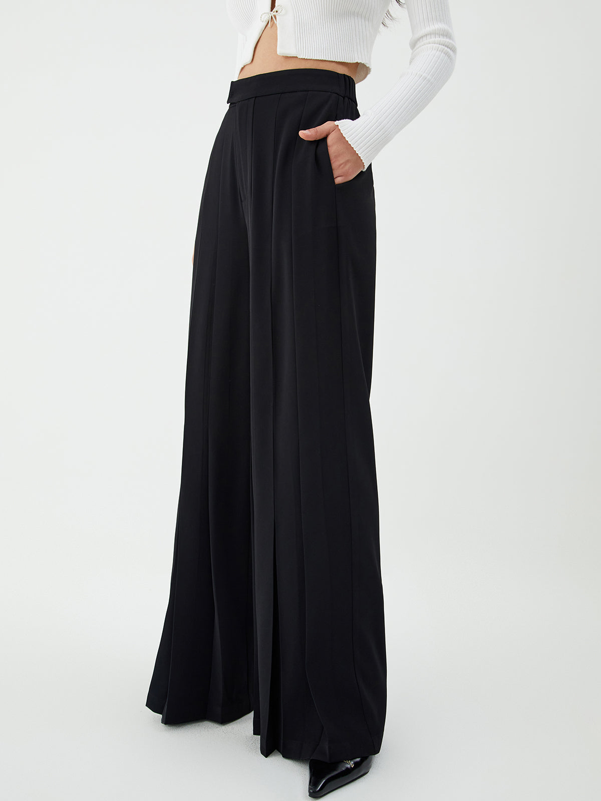 Maxct Pleated Wide Leg Pants