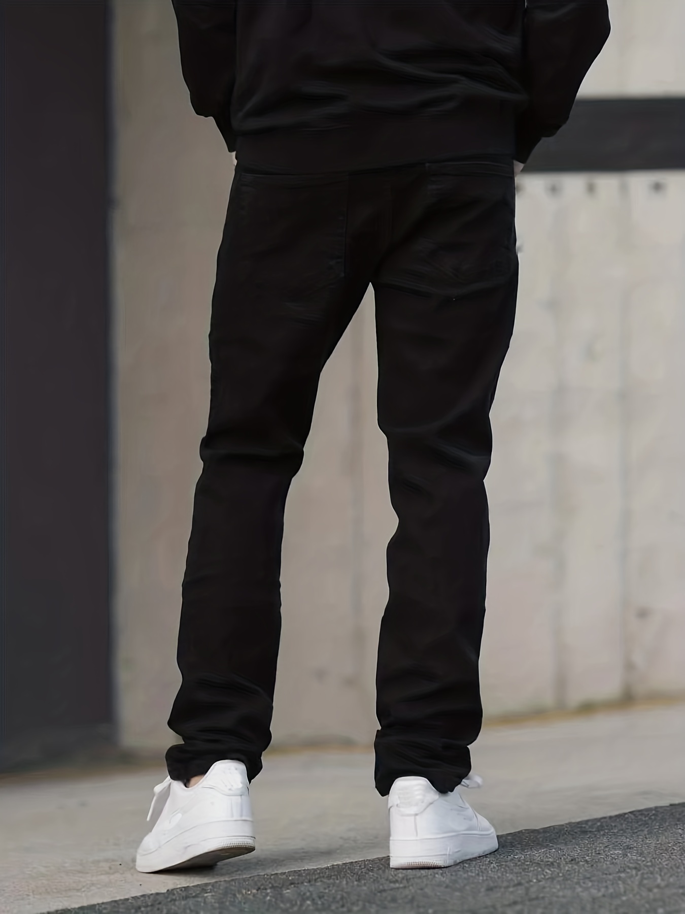 Men's Casual Regular Fit Jeans With Pockets